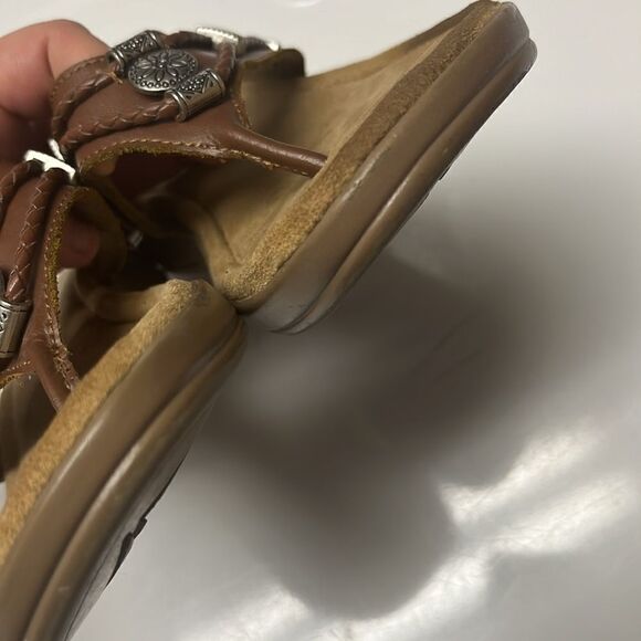 Minnetonka Brown Women’s Silverthorne 360 Thong Memory Foam Leather Sandals-Sz 7 - Picture 11 of 16